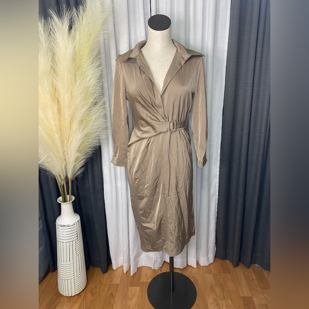 Taupe collar side tie dress